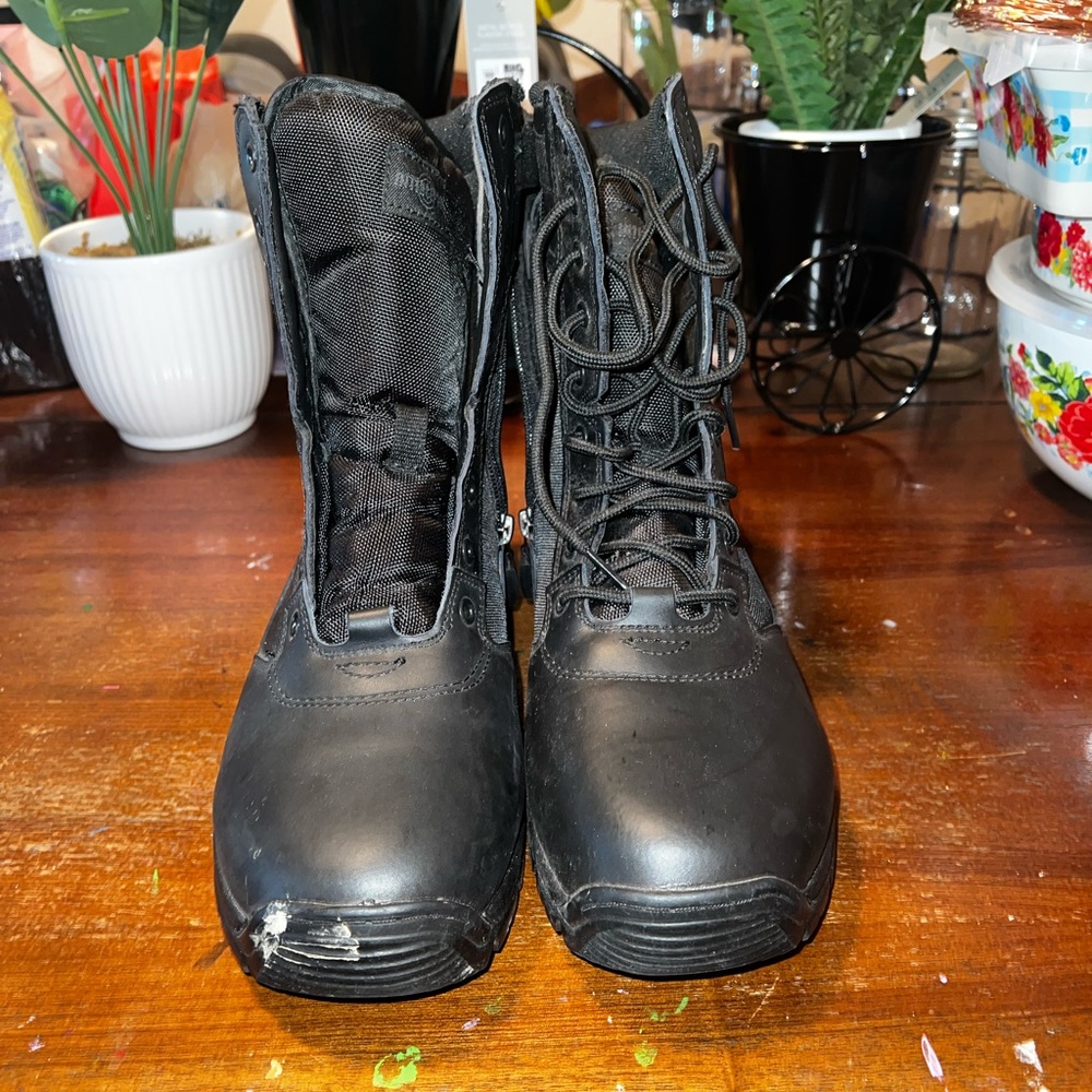 Interceptor Boots